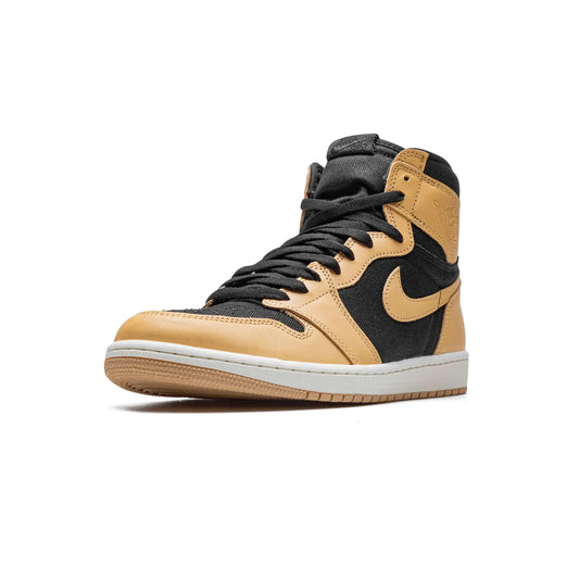 Air Jordan 1 Retro High OG Heirloom