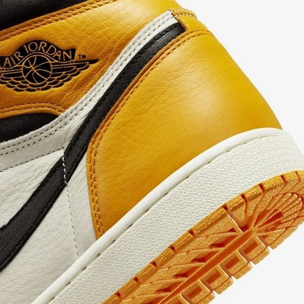 Air Jordan 1 Retro High OG Yellow Toe