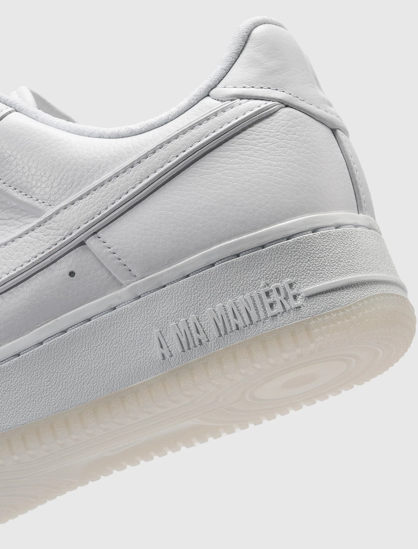 Nike Air Force 1 x A Ma Maniere "Triple White" | PREVENTA 2025