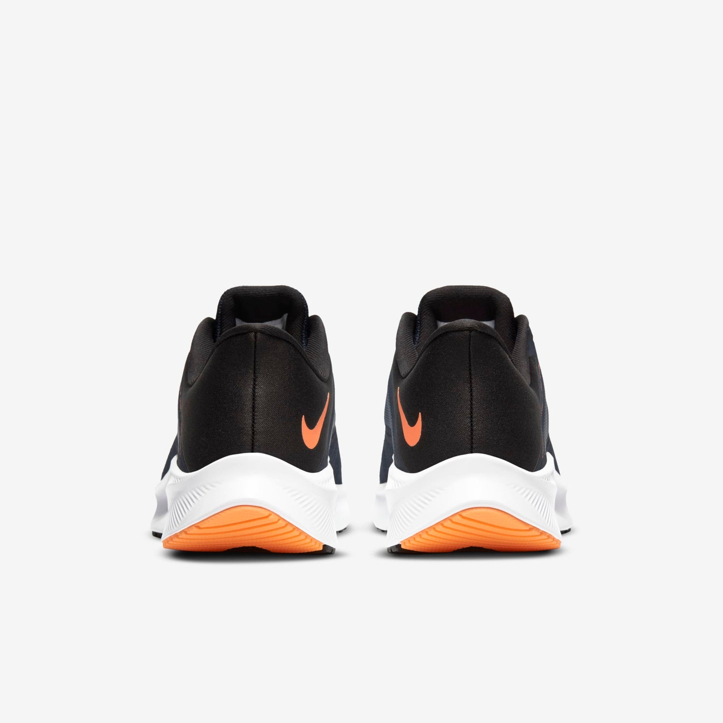 Nike Quest 3