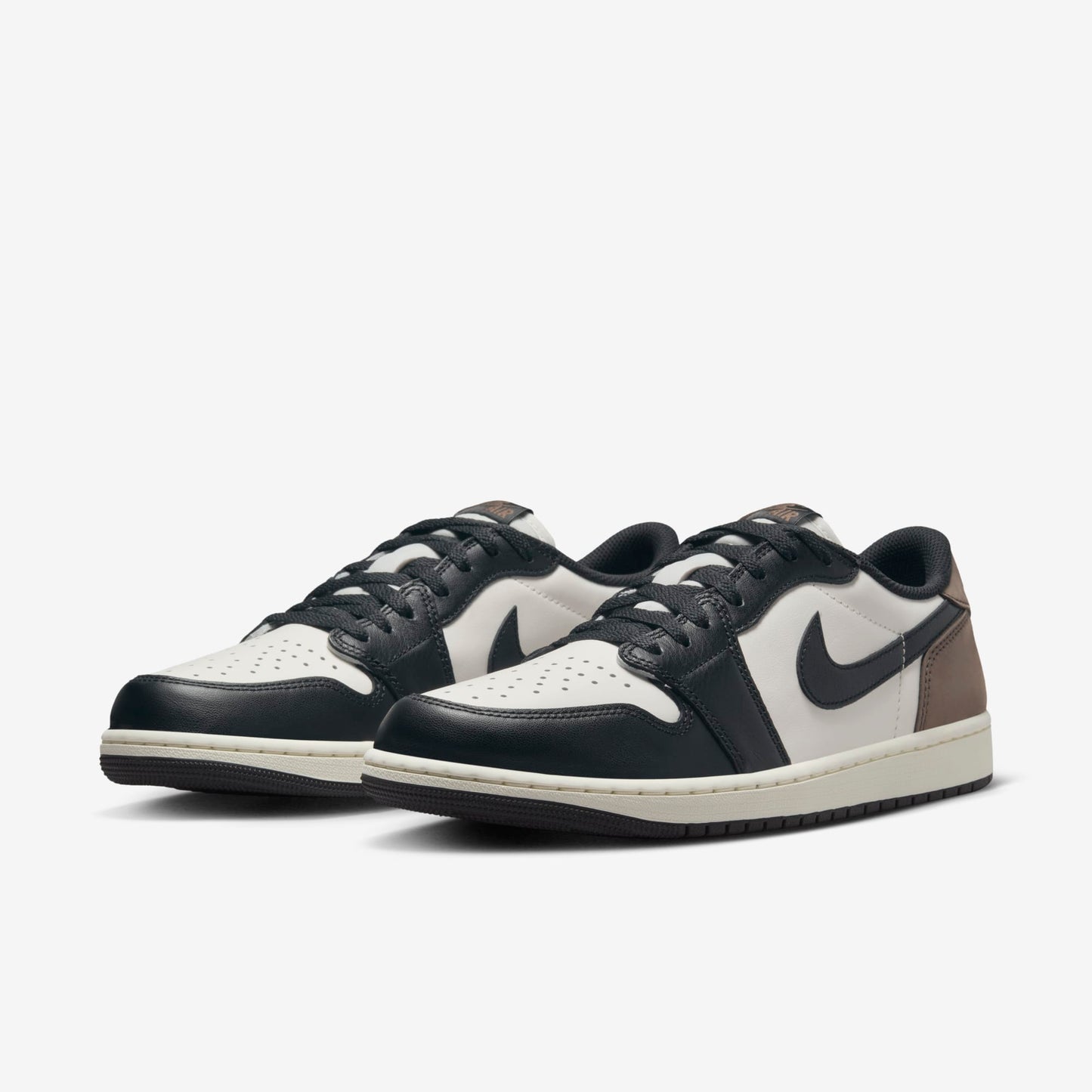 Air Jordan 1 Retro Low OG 'Mocha'