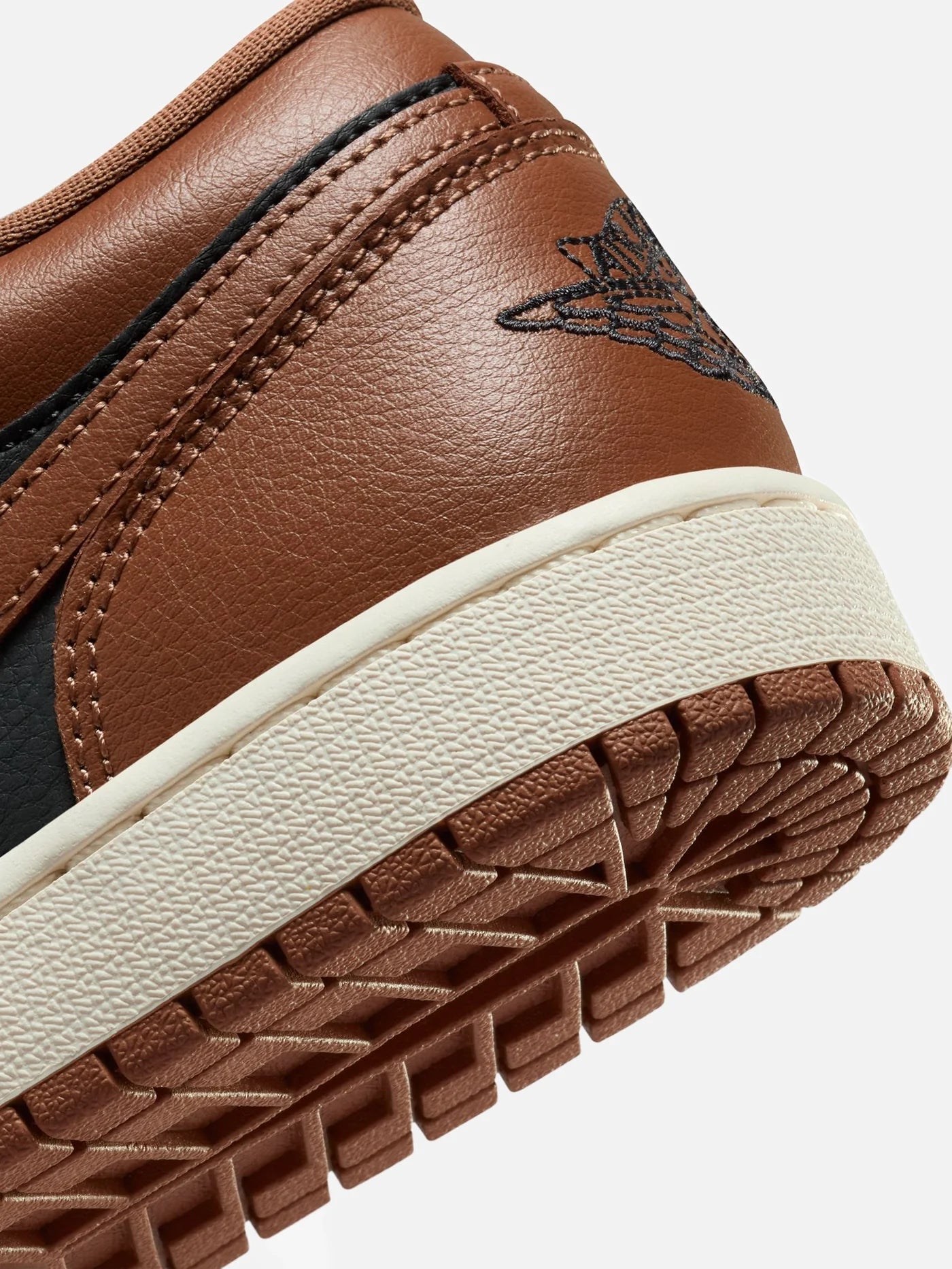 Air Jordan 1 Low "Chocolate Dual"