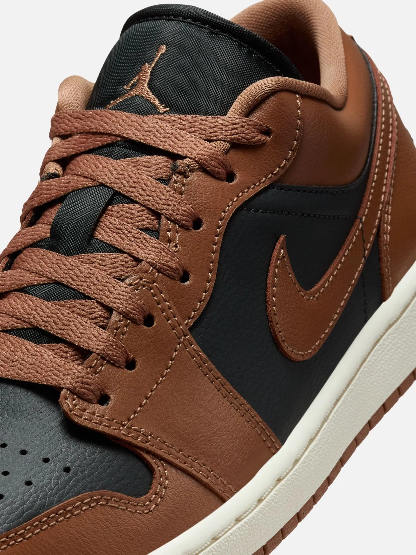 Air Jordan 1 Low "Chocolate Dual"