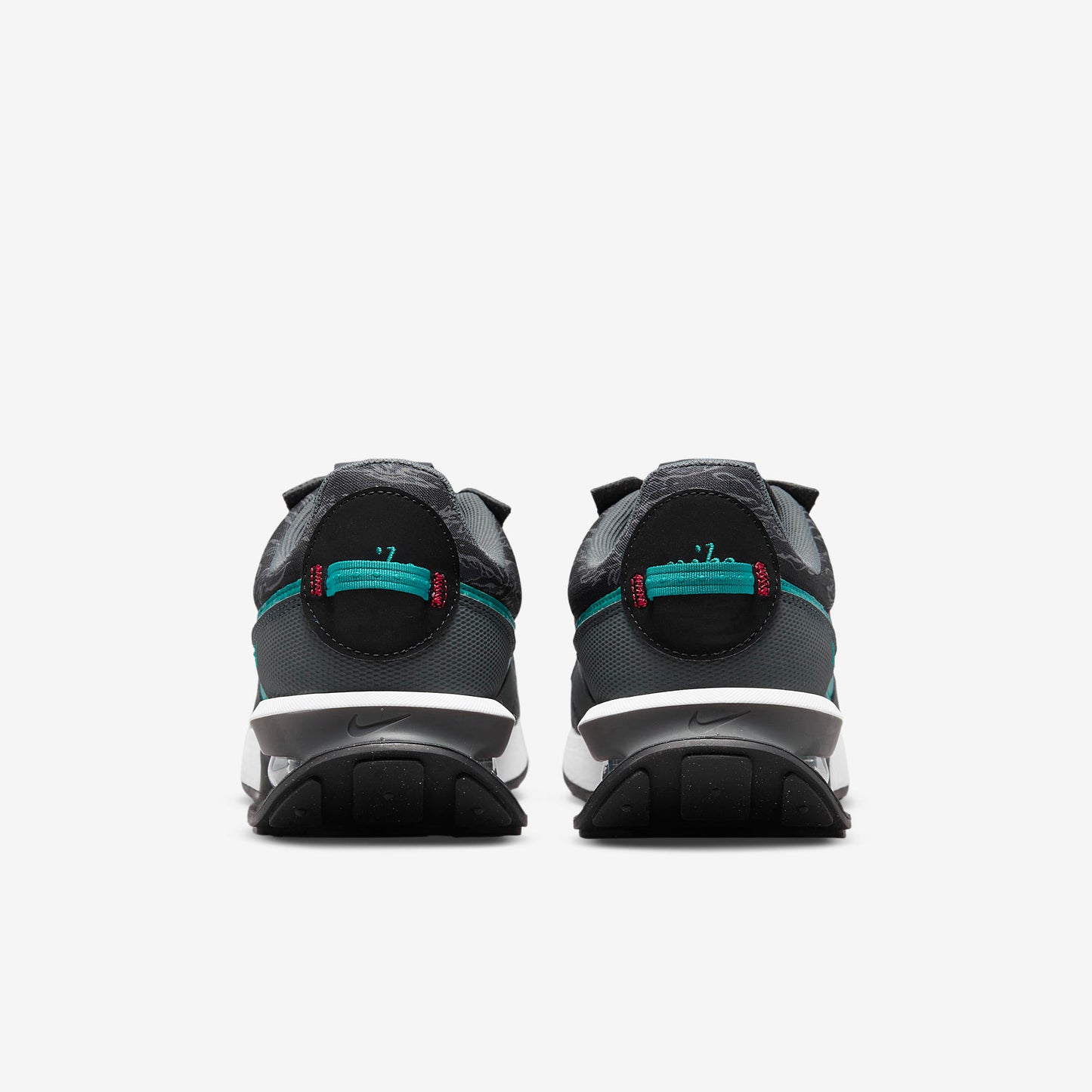 Nike Air Max Pre Day SE