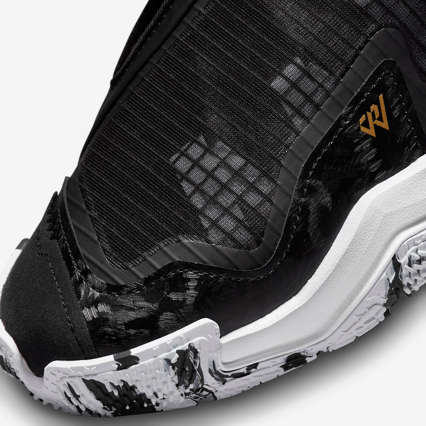 Jordan Why Not 0.6 “Metallic Gold”
