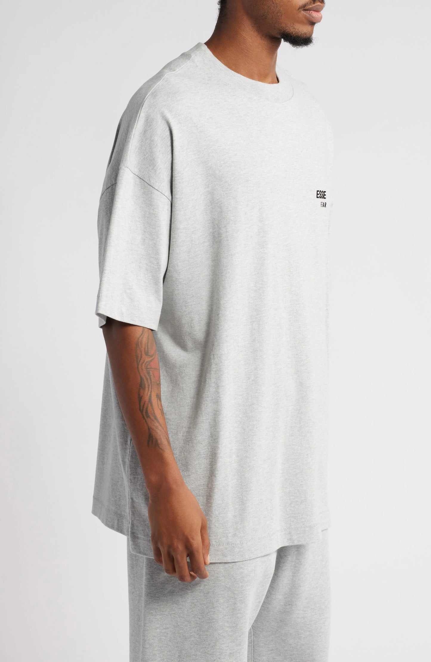 FEAR OF GOD ESSENTIALS Jersey Crewneck T-Shirt "Grey"