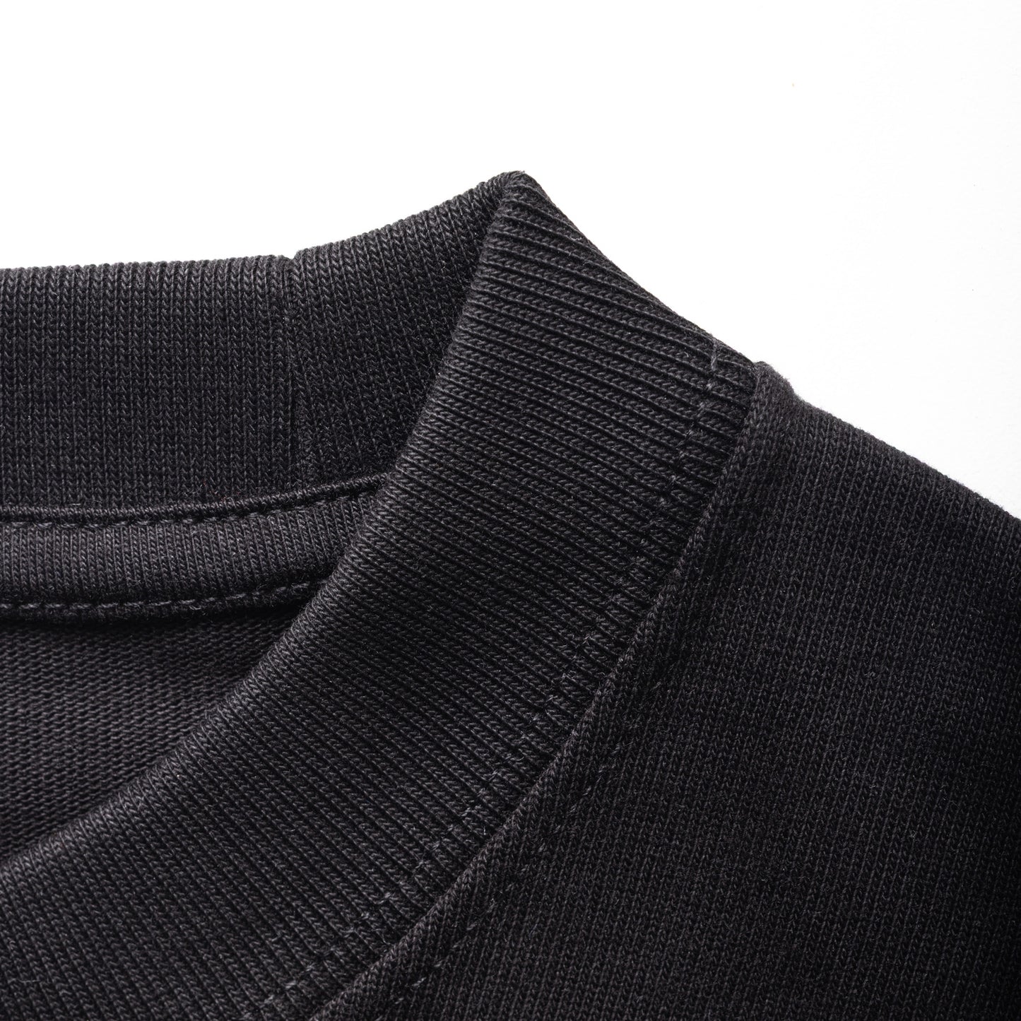 Hubris Oversized T-Shirt "Gliding Low Black"