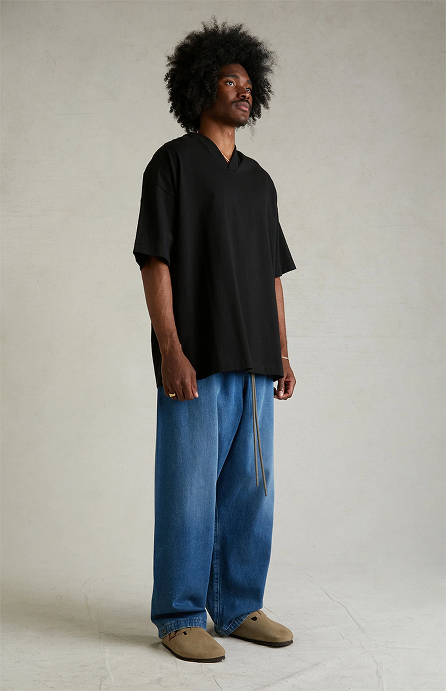 Fear of God ESSENTIALS Black V-Neck T-Shirt