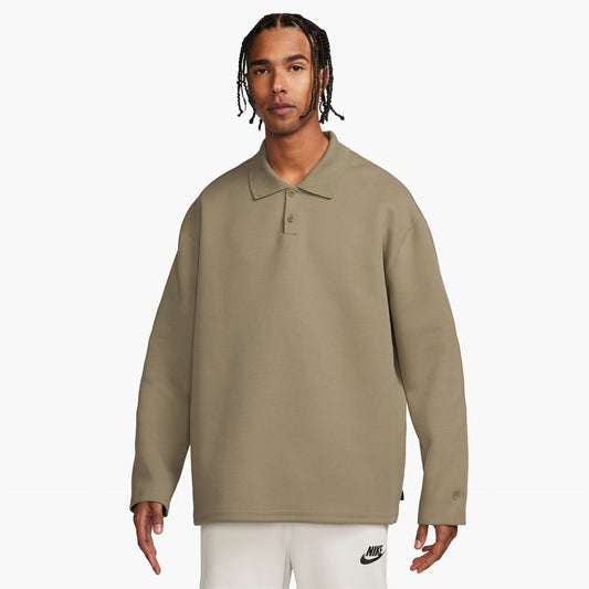 NIKE Tech FLC Polo Oversized in Brown