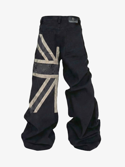 Distressed jeans with a wash and flag print