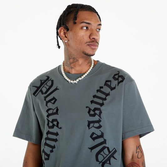 PLEASURES Harness Heavyweight Oversize T-Shirt