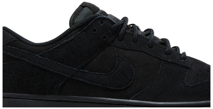 Nike Dunk Low SE 'Triple Black'