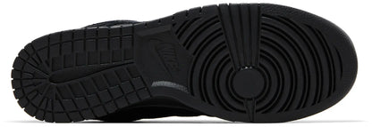Nike Dunk Low SE 'Triple Black'