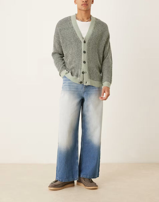 ASOS  Super baggy blasting jeans in wash blue