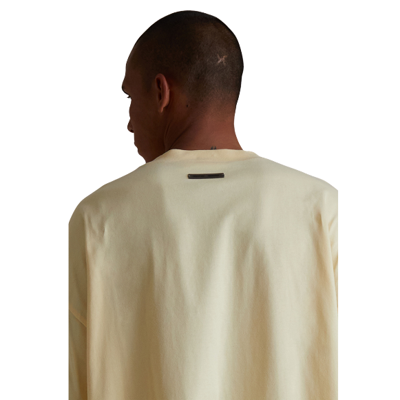 FEAR OF GOD ESSENTIALS  playera con logo estampado (OVERSIZED)