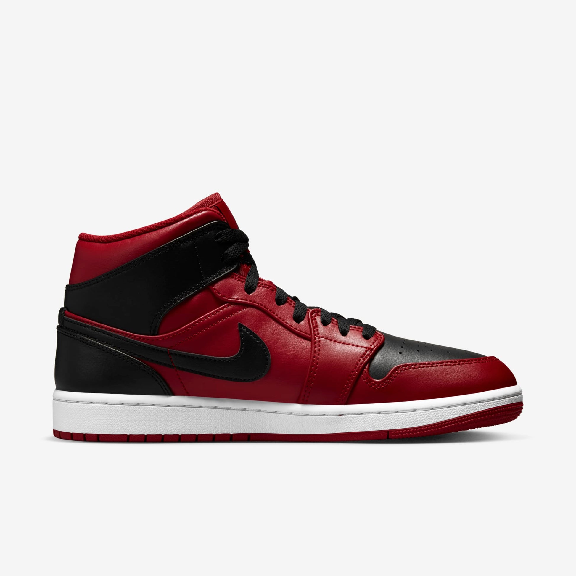 Jordan 1 Mid Reverse Bred