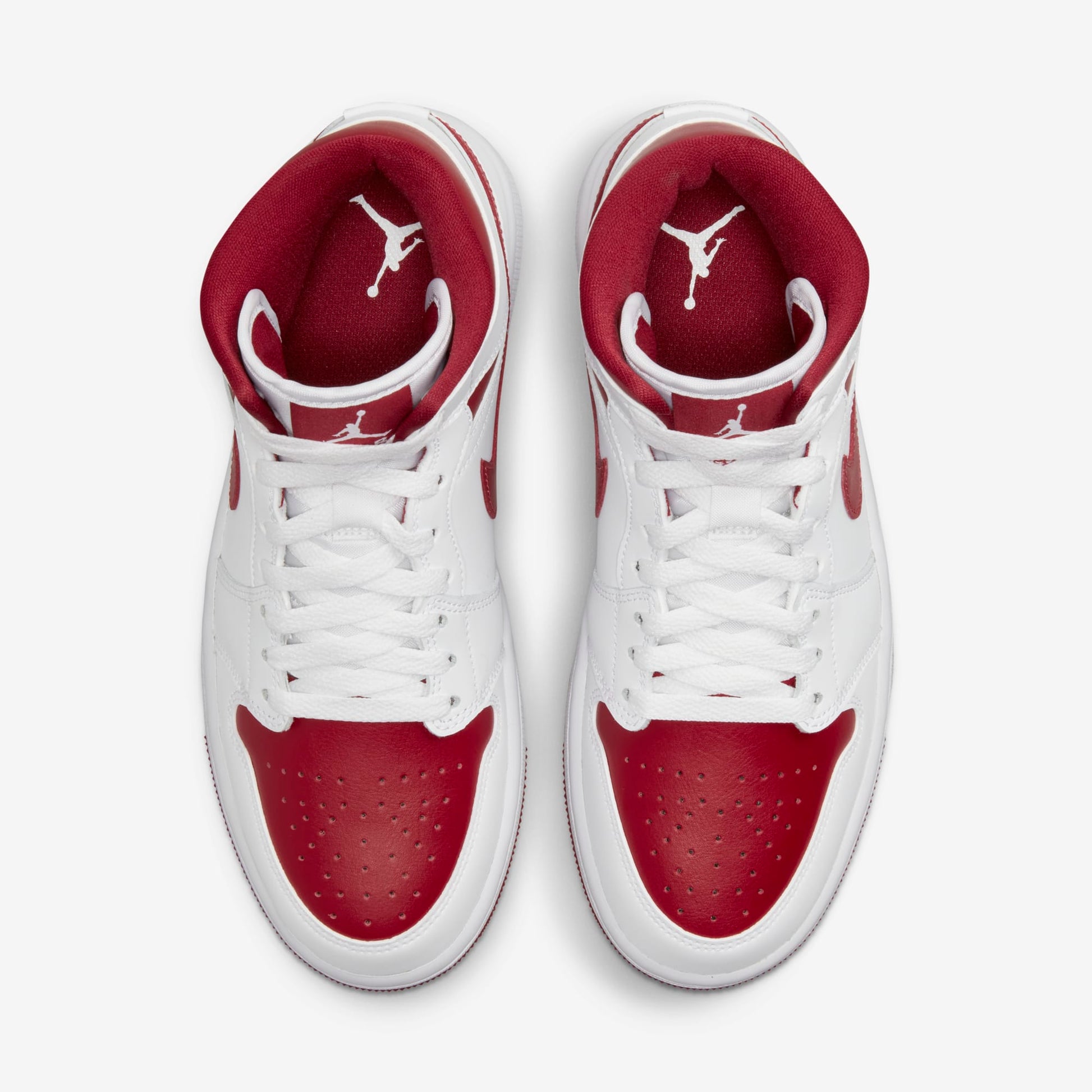 Air Jordan 1 Mid Reverse Bred Chicago