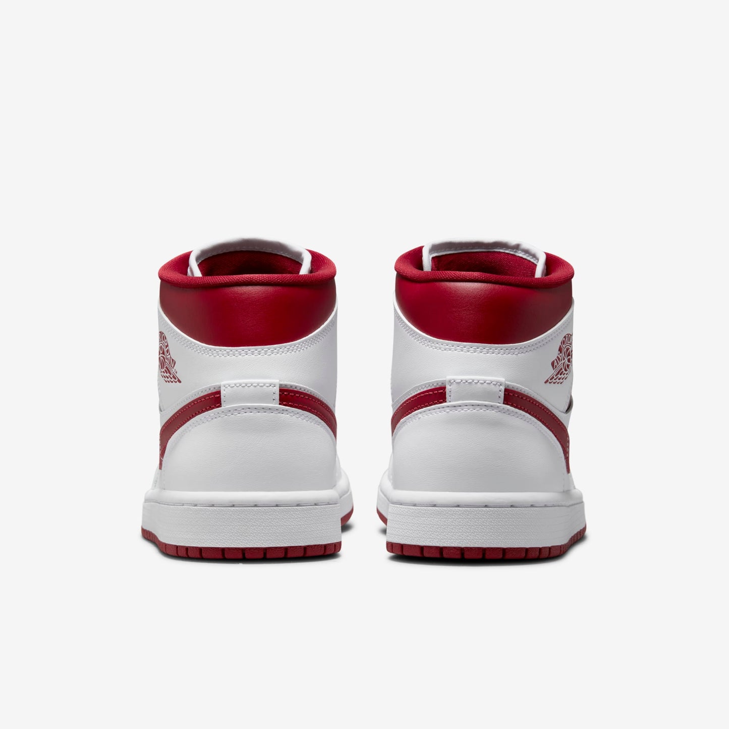 Air Jordan 1 Mid Reverse Bred Chicago