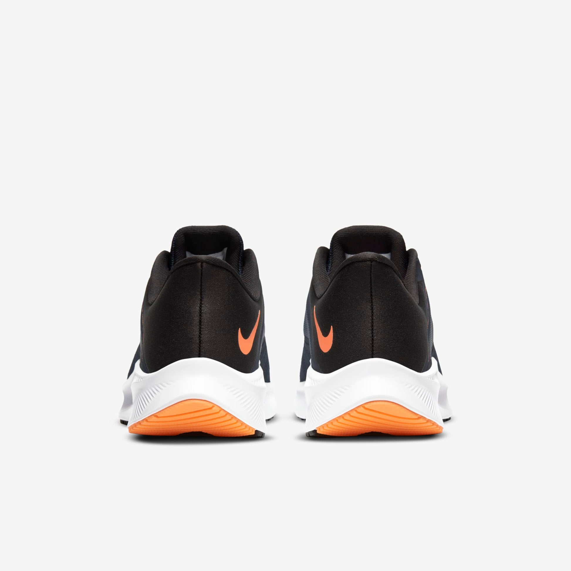 Nike Quest 3