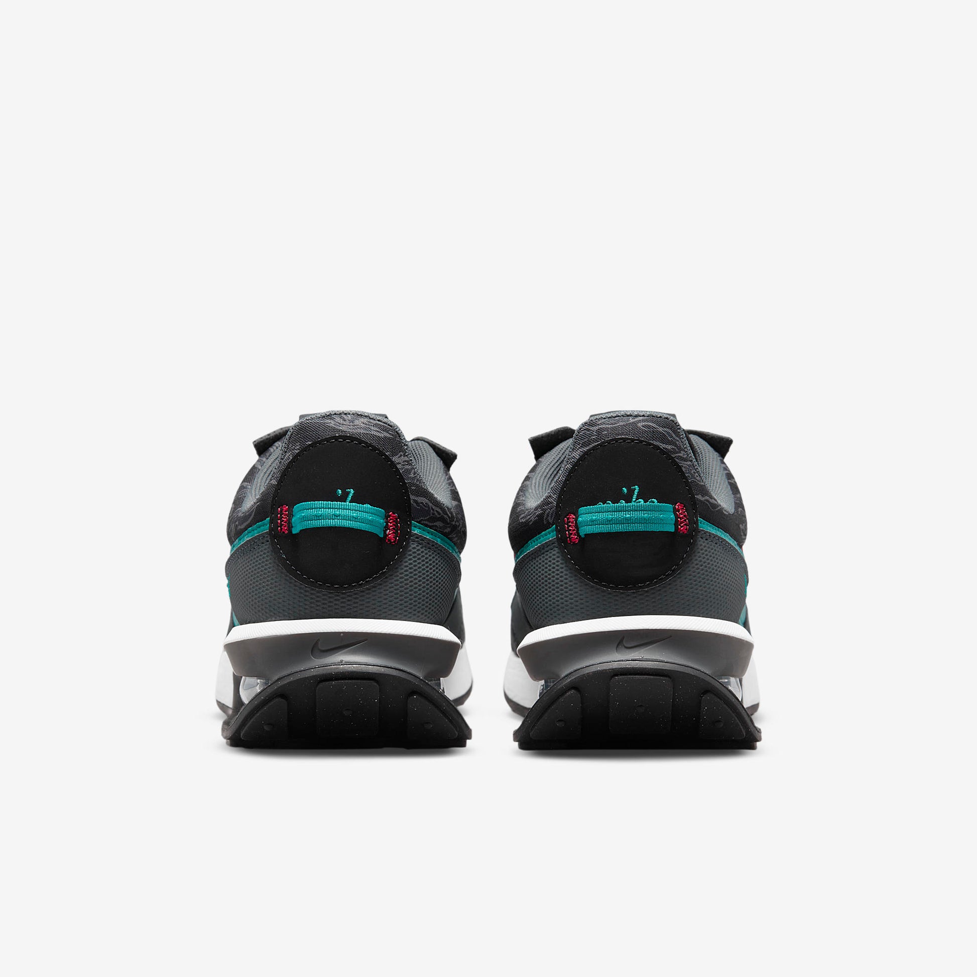 Nike Air Max Pre Day SE