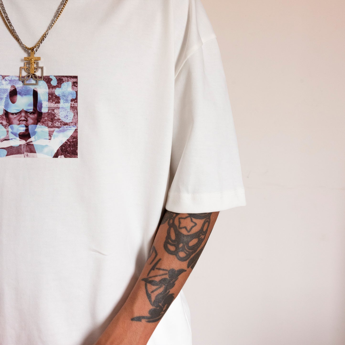 Sassy Classy DR01 pearl heavyweight oversized tee "boys don't cry"