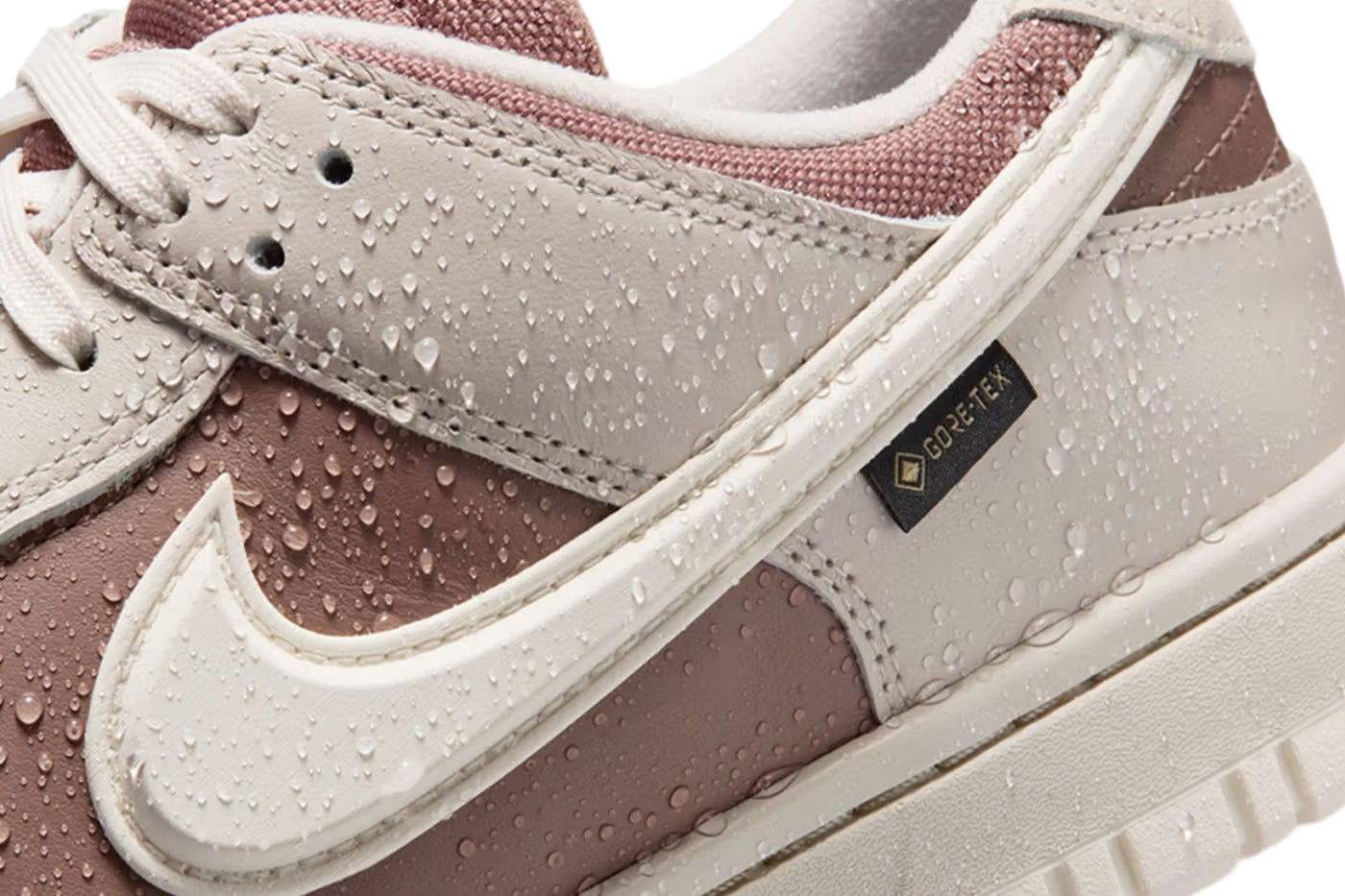 Nike Dunk Low GORE-TEX 'Light Bone Mink Brown Sail'
